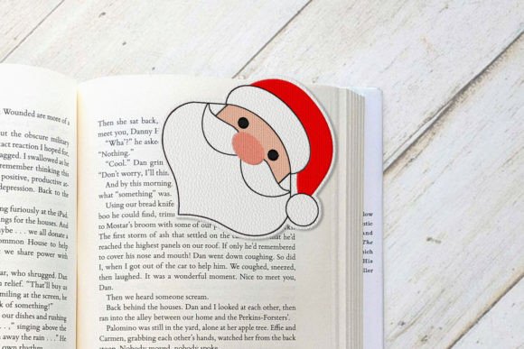 Review: Santa Claus Corner Bookmark ITH Applique
